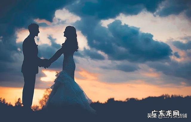 父母只希望自己找本地的对象,还一味安排相亲对象,孝顺的女孩该怎么办?