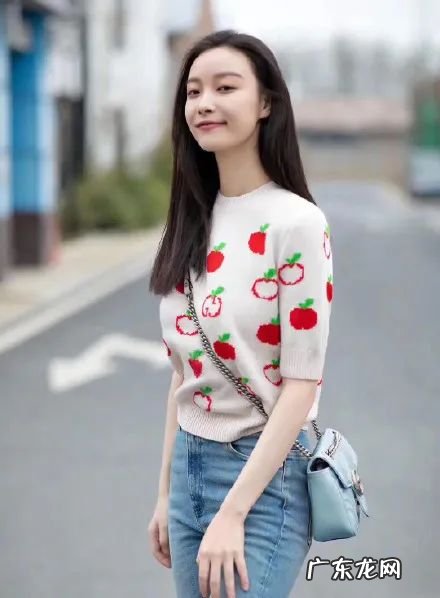 女士腰带宽度 宽腰带搭配