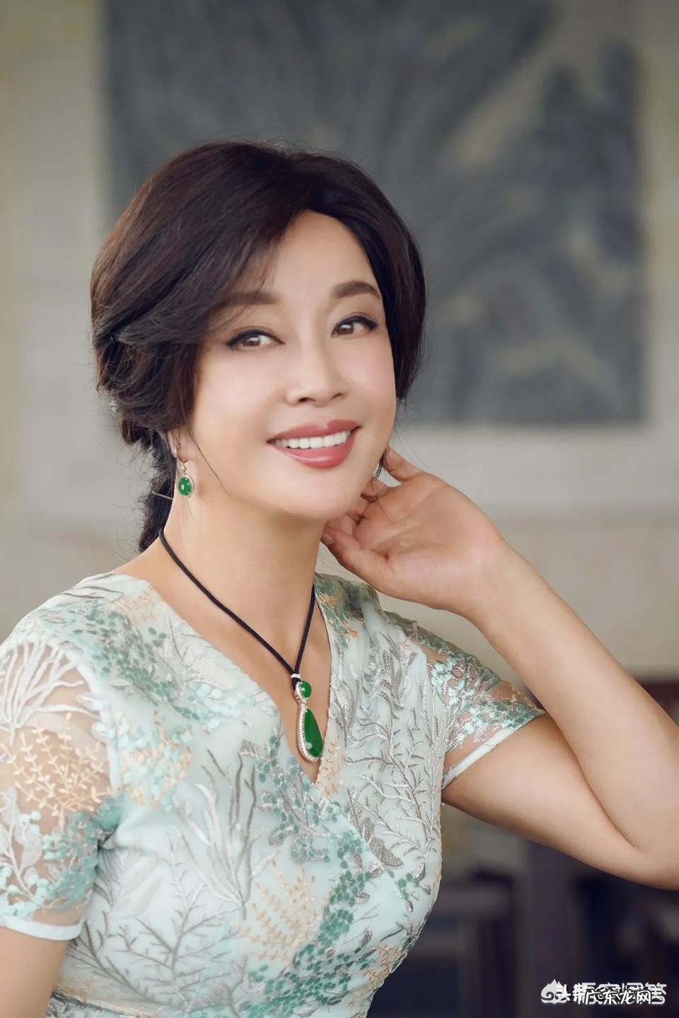 大女儿马上就要上三年级了。都说三年级是个转折点，女儿学习一般，该怎么计划一下呢？