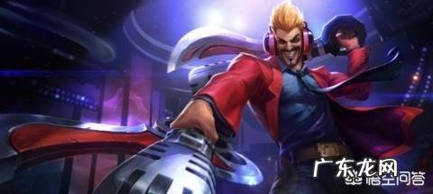 《英雄联盟》中,操作水平相当,面对德莱文和锤石的组合,下路选什么组合可以压制?