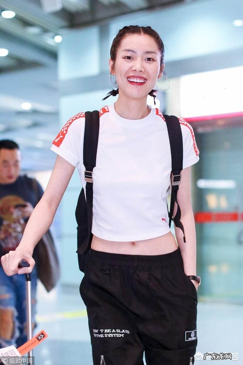 夏日有哪些时尚又个性的T恤,可以用摄影图片呈现出来么?