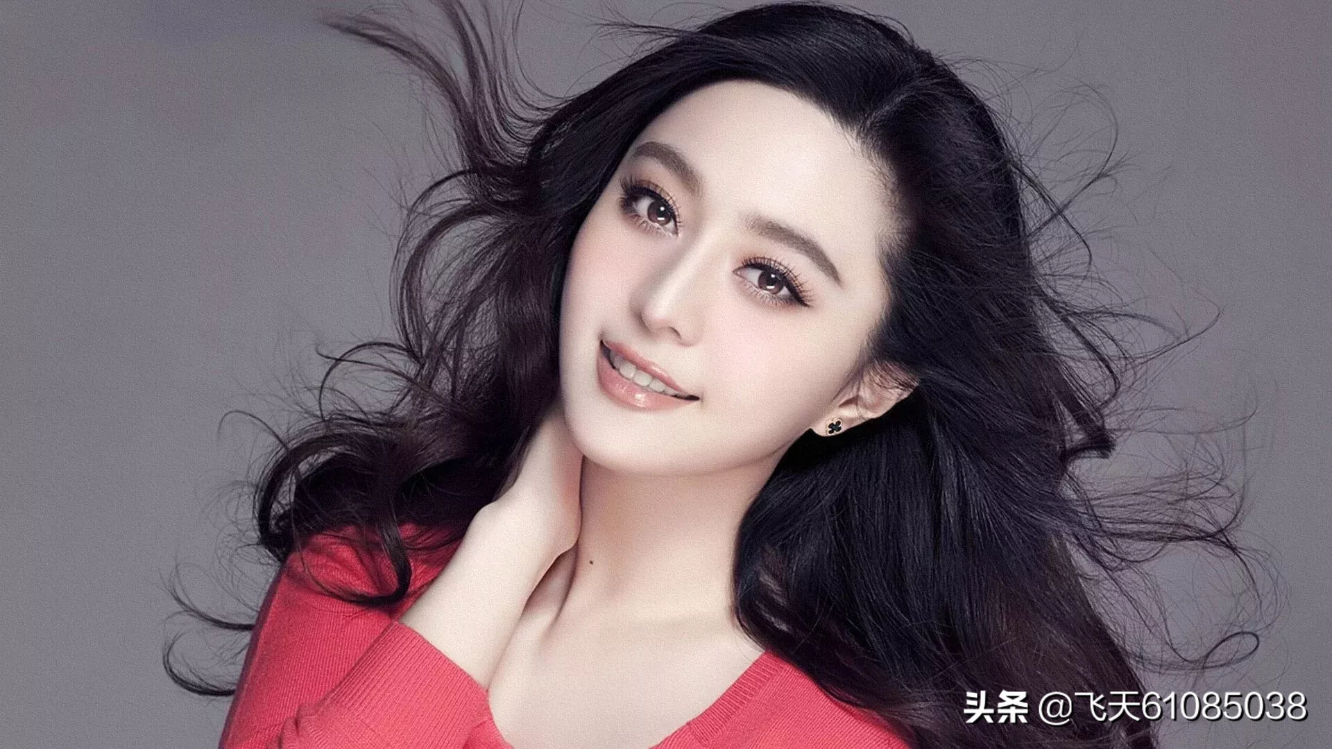 喜欢性感美女的男人，正不正常，他们应不应该受到指责？