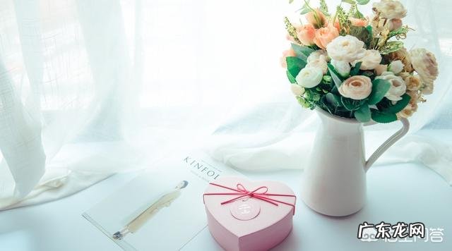 情侣之间，有必要每天亲吻吗？