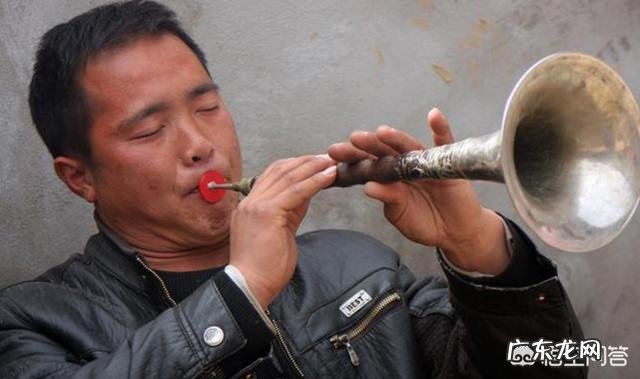 农村丧事有唱戏的环节,这种风俗源自哪里?寓意是什么?