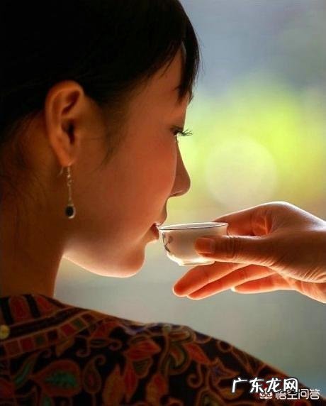 喜欢独自喝茶的人是什么样的人?