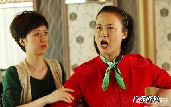 男的婚后跟父母住在一起能成熟吗?婚姻能幸福吗?