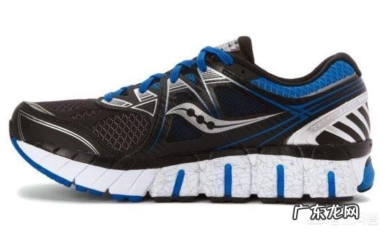该如何选择跑步鞋?