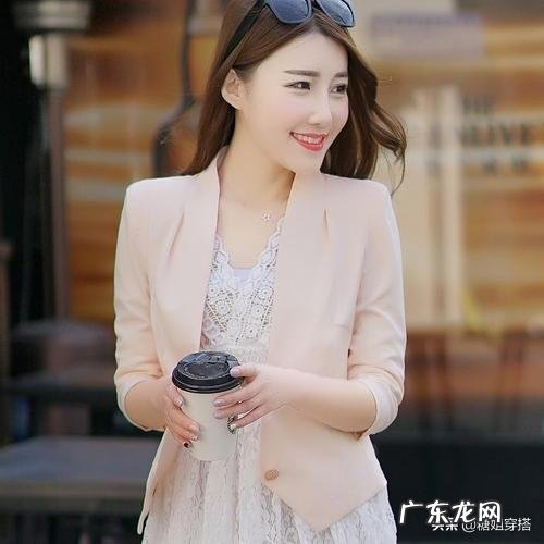 为什么感觉现在流行小西装?