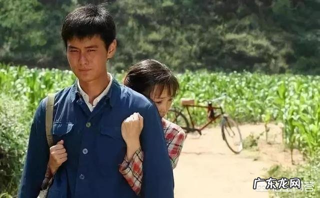 路遥《平凡的世界》写于什么地方?书中情节是以他的经历为素材的吗?