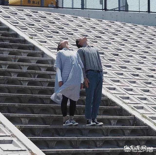 有哪些好看的情侣日常穿搭？