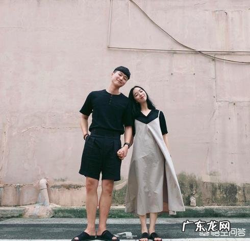 有哪些好看的情侣日常穿搭?