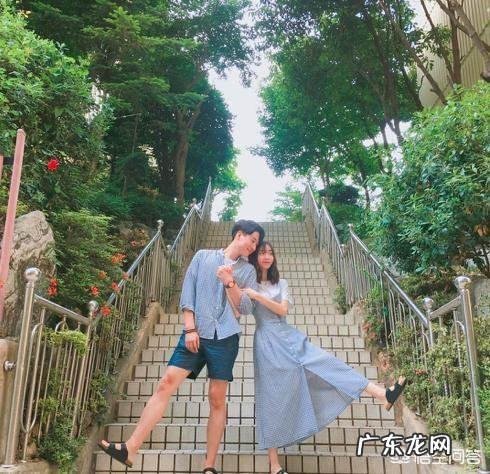 有哪些好看的情侣日常穿搭?