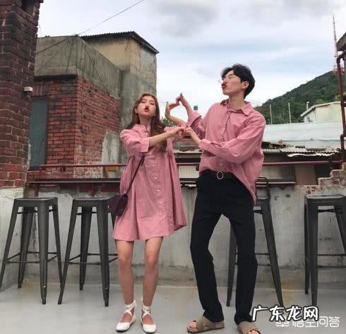 有哪些好看的情侣日常穿搭?