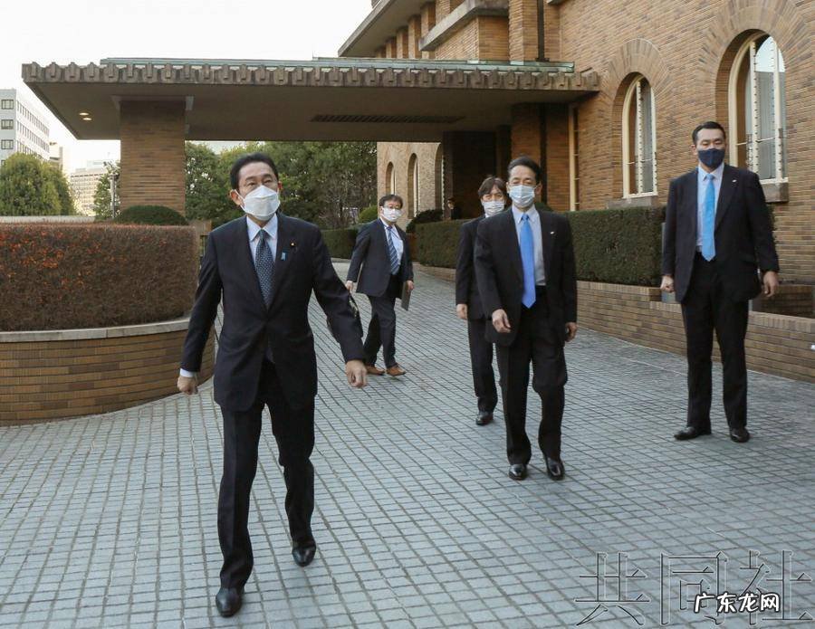 侃天下｜岸田入住“闹鬼”公邸睡得怎样？“还没见到幽灵！” 闹鬼的房屋