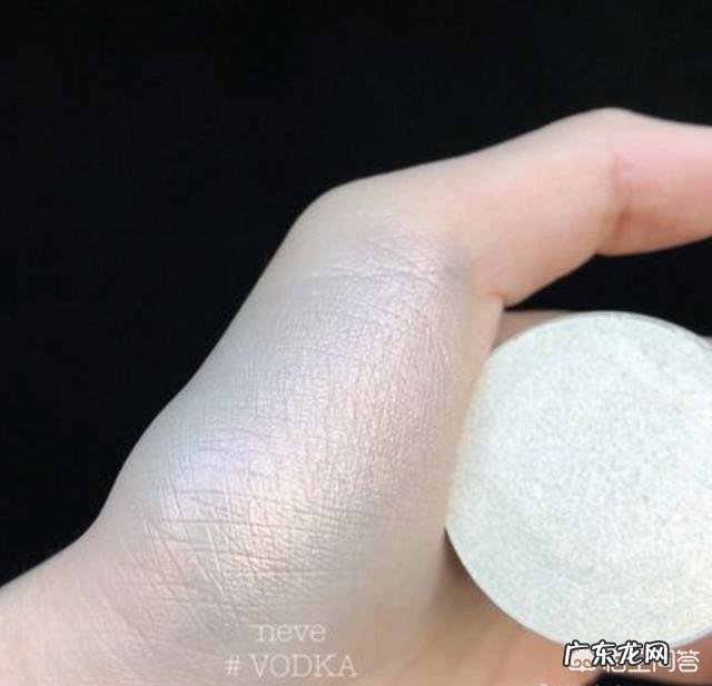 有哪些产地国家本土很火的彩妆品牌但是在中国却很小众?