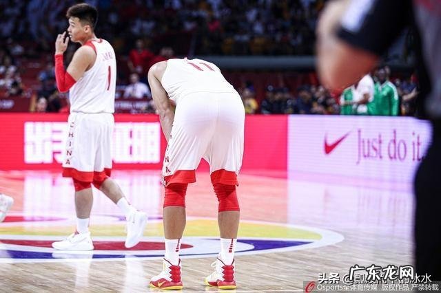 中国男篮73-86尼日利亚,无缘直通东京奥运,易建联爆发27分6板,怎么评价?