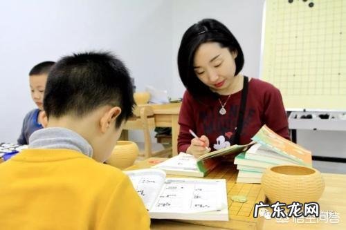 如何用兴趣引导孩子快乐学习?