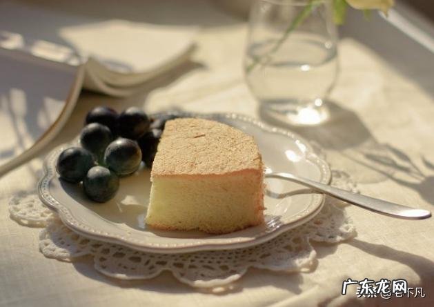 做蛋糕为什么要用鲜鸡蛋而不能用放久了的鸡蛋?