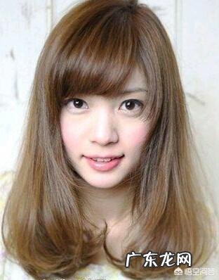 方脸窄额头带尖下巴的女孩子适合什么样的发型?