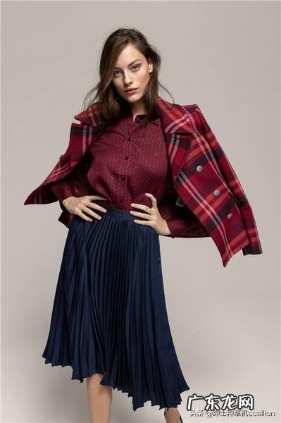 格子衣服怎么搭配好看?