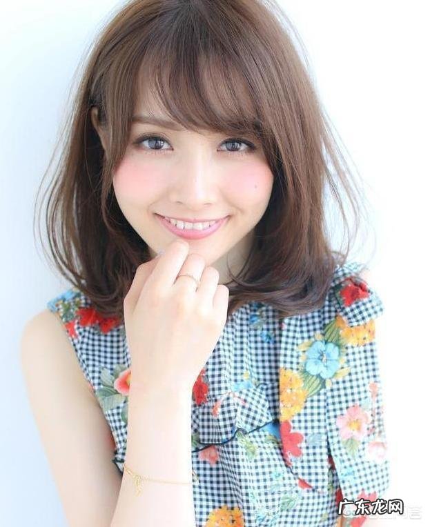 大脸的人适合怎样的发型?