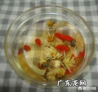枸杞和菊花能一起泡茶喝吗?