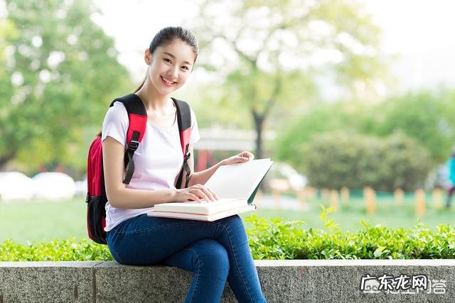 为什么在大学恋爱的两个人，步入社会后，结婚在一起的很少？