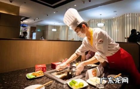 海底捞学生证打折是一个人还是一桌「海底捞学生证打折是一桌吗」