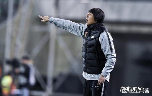 东亚杯-国足开门黑,1-2不敌人均23岁的日本三队,姜至鹏飞踹染黄,你怎么看?