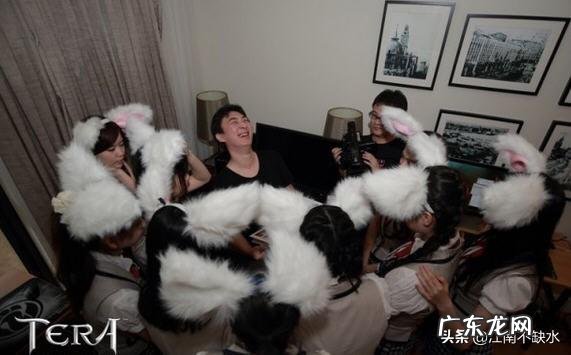 B站《后浪》爆火,为什么引起大量年轻人消极态度?