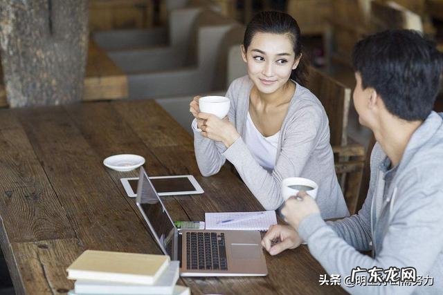 女人有什么表现就能说明她接受你了呢？