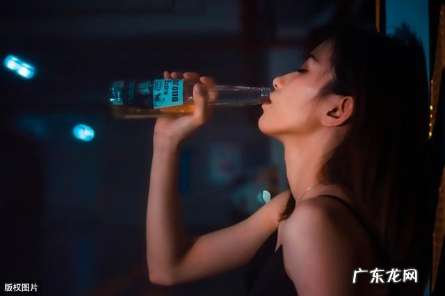 不听话又喜欢熬夜的女朋友还能要吗?