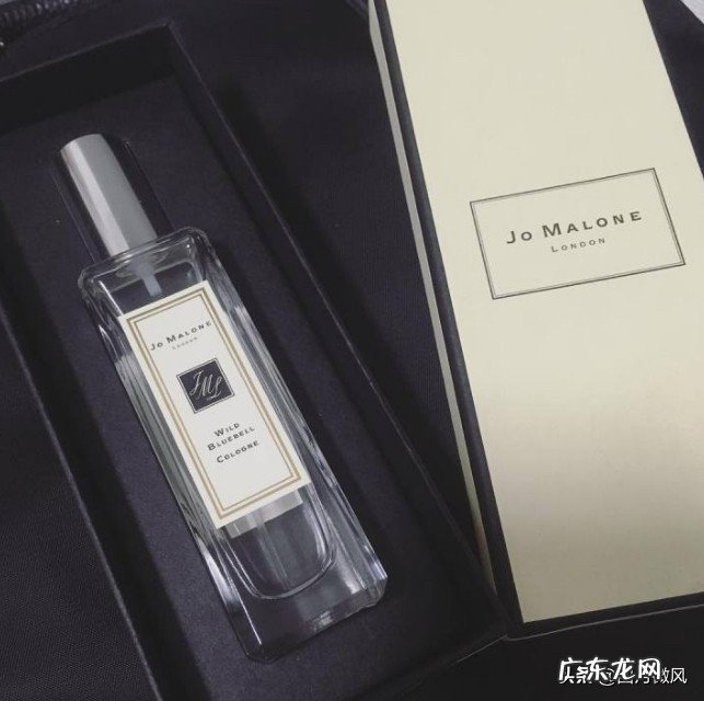 22岁的女生适合用什么香水?什么香水留香持久点呢?