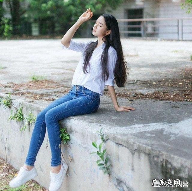 腿粗应该穿什么样的牛仔裤?