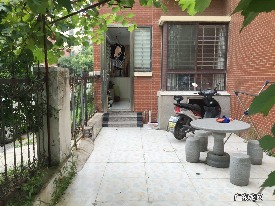 为什么有人买了一楼带院子的房子,没几个月就后悔了?