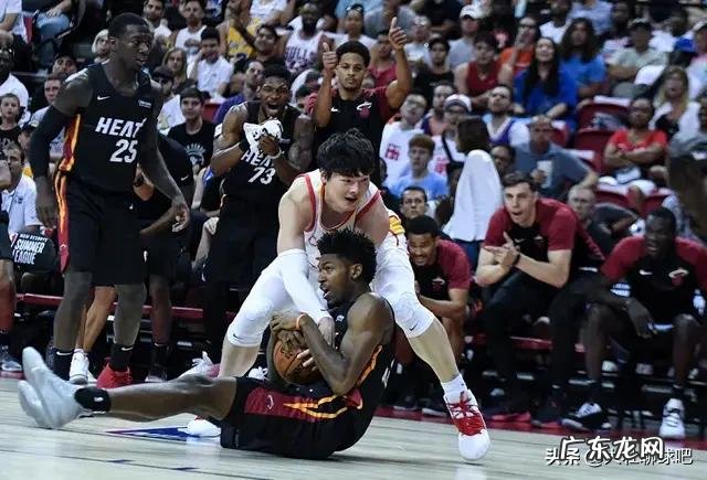 中国62-103惨负热火,全场完全被压制。球迷评论热队看起来像梦之队。如何评价?