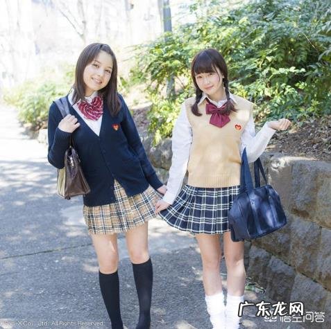 为什么日本中小学生女生都穿短裙?