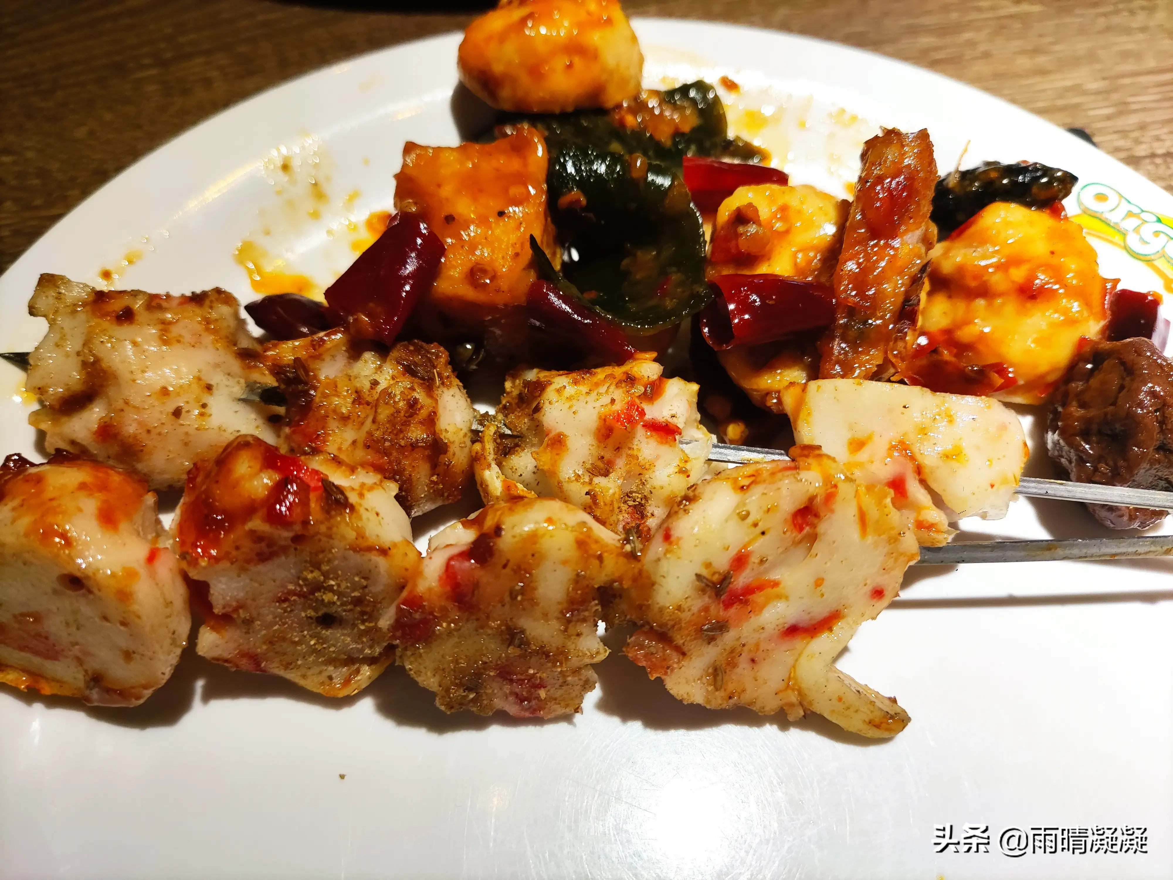 一天吃两片全麦面包,两个黄瓜,一个鸡蛋,不运动可以瘦吗?