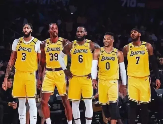 30+24+17，湖人三巨头，游刃有余！现在这支湖人队是你期待的吗？