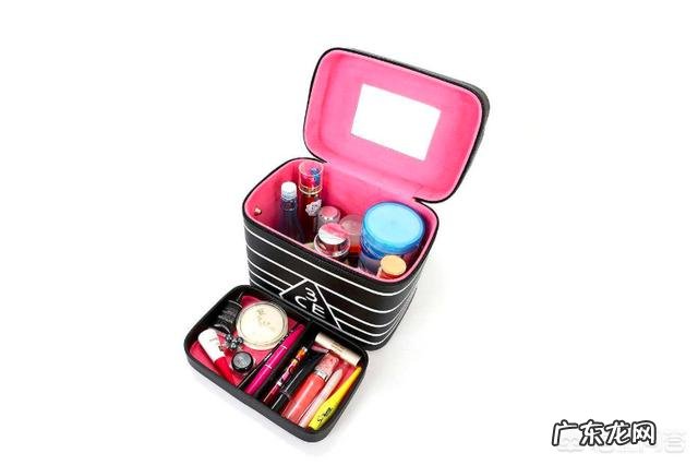 外出旅行,有哪些东西是必带的?