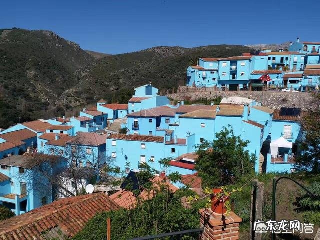 外出旅行,有哪些东西是必带的?