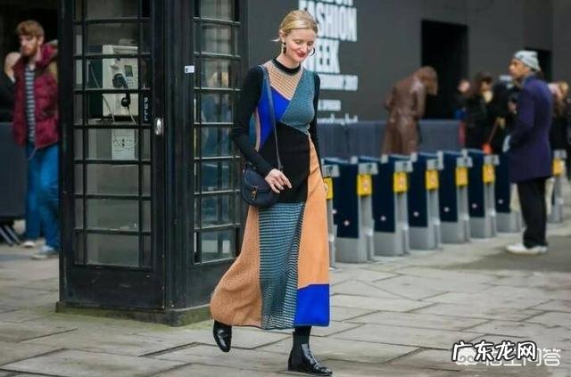 针织长裙搭配什么外套好看?