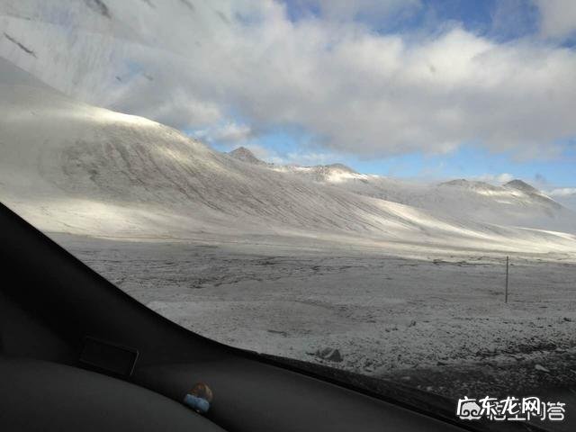 如果你迷失在野外,该如何生存,如何辨别方向,是原地等待还是什么?