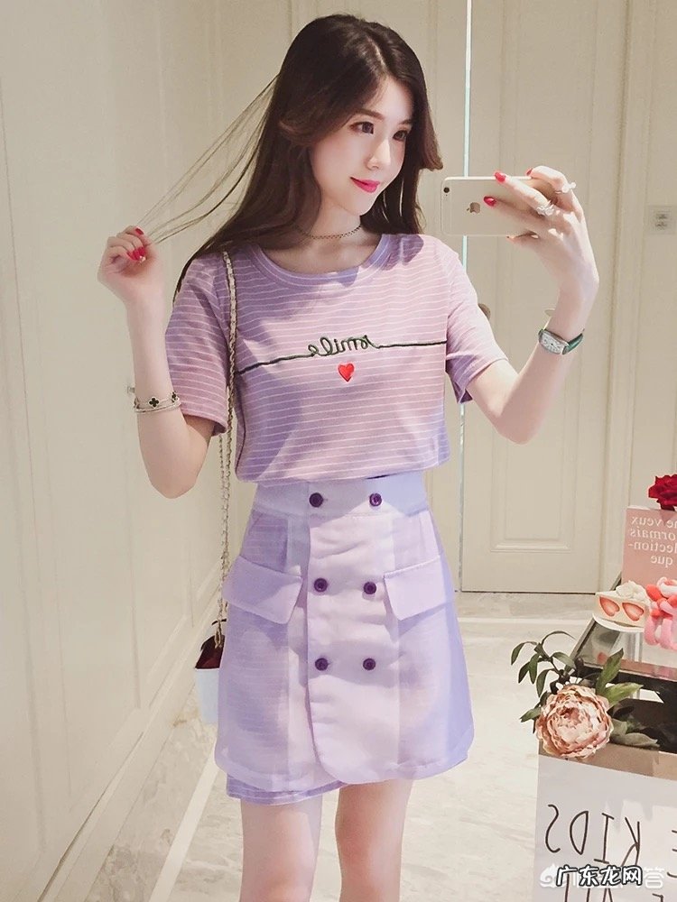 今年流行什么颜色?