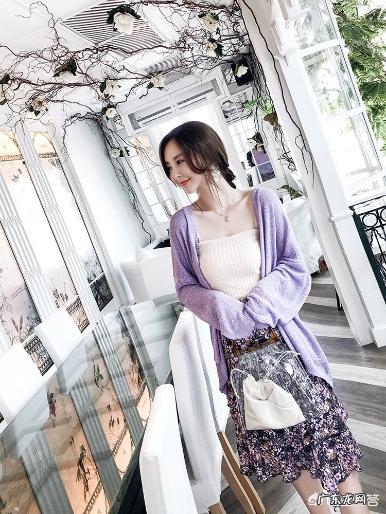 今年流行什么颜色?