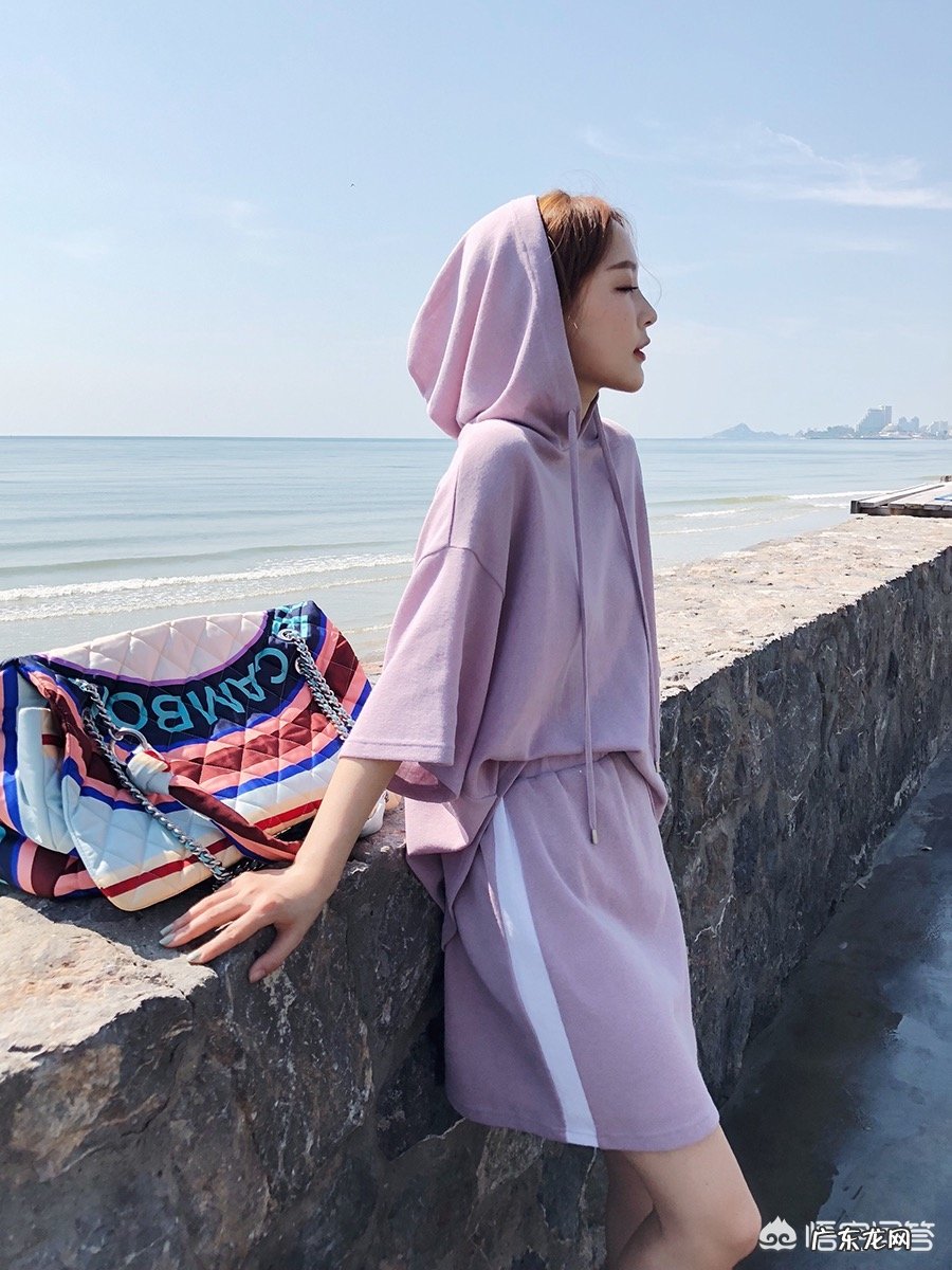 今年流行什么颜色?