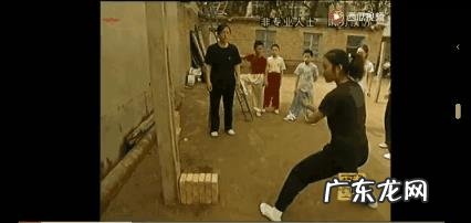 传统武术中的戳脚为什么不用在比赛中？