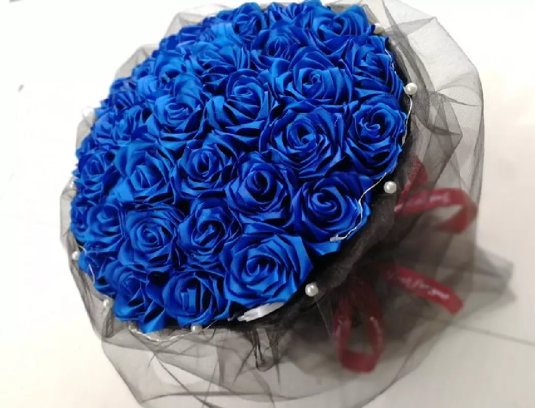 一支蓝色妖姬代表什么？