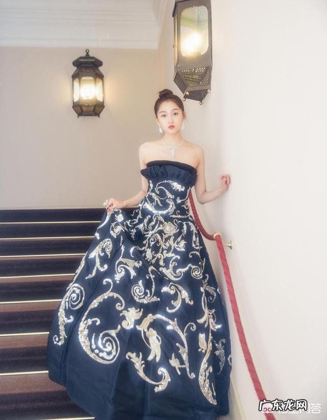 如何打扮自己才能看起来成熟?