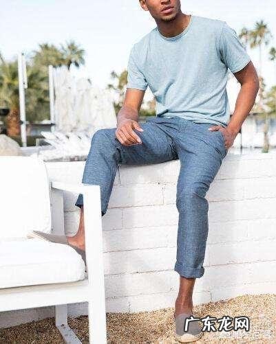 到了夏天,男生们会穿什么样的鞋子呢?